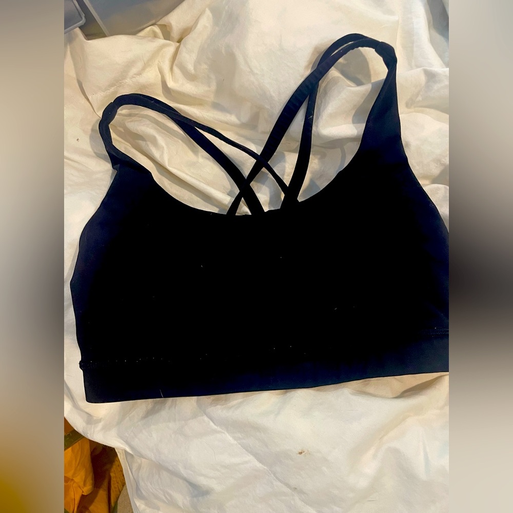 Lululemon sports bra